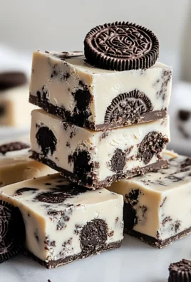 Christmas Oreo Fudge
